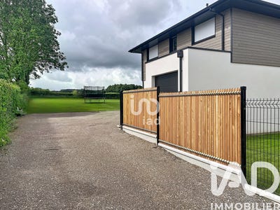 /international/fr/blequin-calais-310106792834/