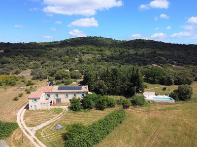 /international/fr/malaucene-provence-alpes-cote-d-azur-310109241567/