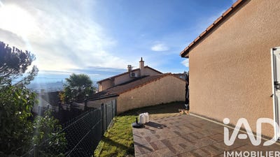 /international/fr/clermont-ferrand-auvergne-310105071395/