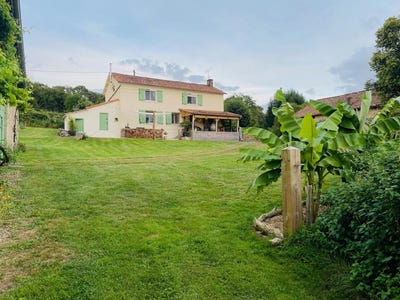 /international/fr/l-isle-jourdain-charente-310107046007/