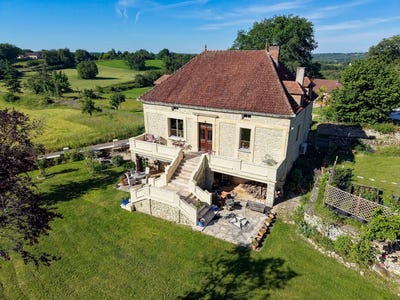 /international/fr/gourdon-midi-pyrenees-310107888591/
