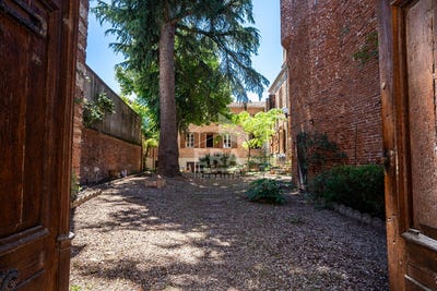 /international/fr/gaillac-midi-pyrenees-310107013501/