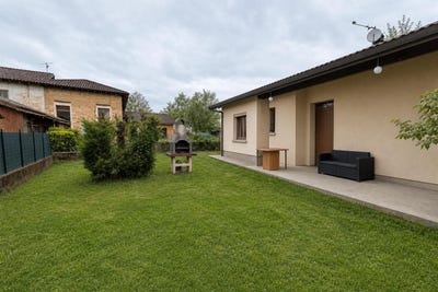 /international/fr/dommartin-les-cuiseaux-burgundy-310108291346/