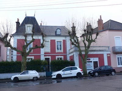 /international/fr/le-creusot-burgundy-120078394426/