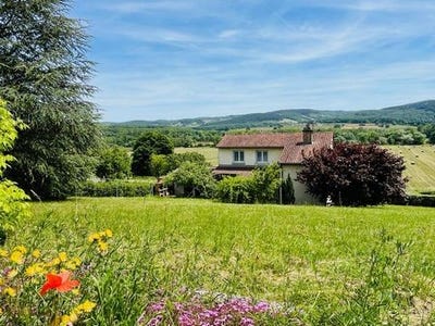 /international/fr/cluny-burgundy-310108327888/