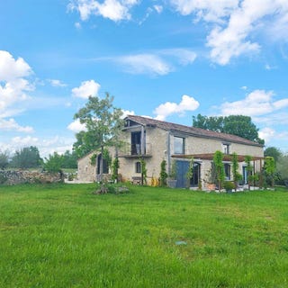 /international/fr/lalbenque-midi-pyrenees-310100442482/?lang=zh-tw