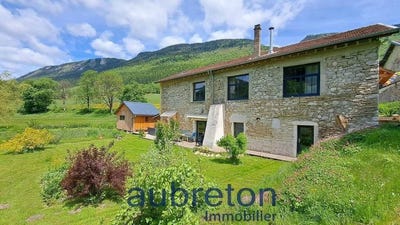 /international/fr/saint-agnan-en-vercors-rhone-310100603593/