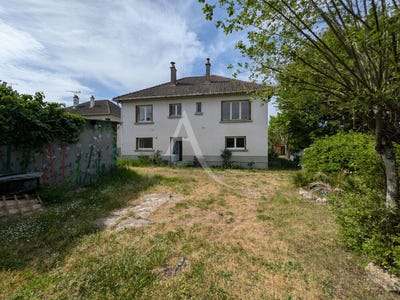 /international/fr/veuzain-sur-loire-centre-val-de-loire-310108209912/