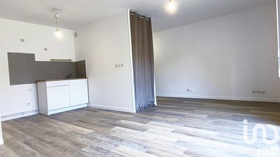 /international/fr/issoire-auvergne-310100884869/