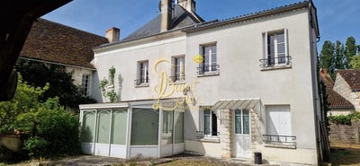 /international/fr/champigny-sur-veude-centre-val-de-loire-310102784779/