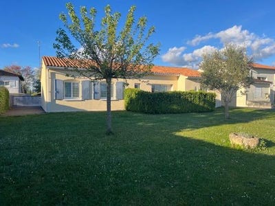 /international/fr/saint-julien-de-l-escap-charente-310108290030/