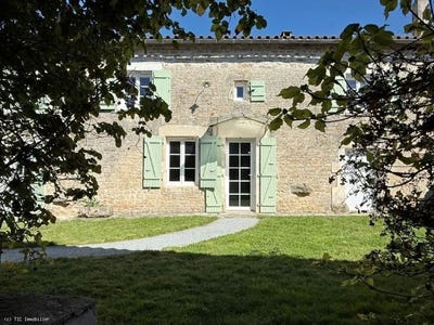 /international/fr/villefagnan-charente-310106826783/