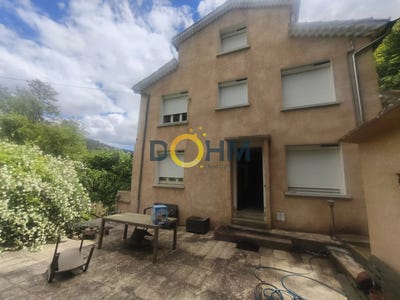 /international/fr/branoux-les-taillades-languedoc-roussillon-310107837097/