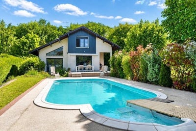 /international/fr/la-roche-sur-foron-rhone-310108793676/?lang=id