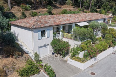 /international/fr/sainte-maxime-provence-alpes-cote-d-azur-310109228600/