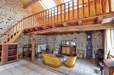 /international/fr/mazieres-en-gatine-charente-310100717220/