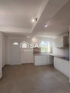 /international/fr/saint-medard-de-guizieres-aquitaine-310119517337/