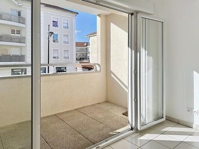/international/fr/meyzieu-rhone-310101381183/