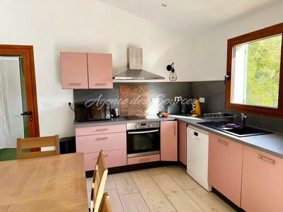 /international/fr/esparron-de-verdon-provence-alpes-cote-d-azur-310102788213/
