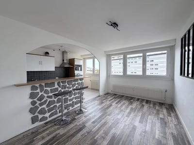 /international/fr/clermont-ferrand-auvergne-310109126853/