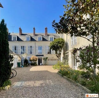 /international/fr/blois-centre-val-de-loire-310106545909/