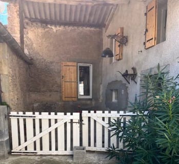 /international/fr/cesseras-languedoc-roussillon-310104526851/