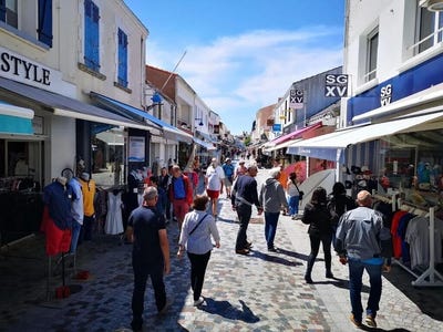 /international/fr/saint-gilles-croix-de-vie-pays-de-la-loire-310105080249/