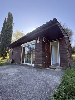 /international/fr/montayral-aquitaine-310107430551/