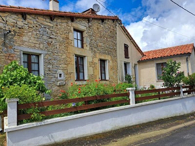 /international/fr/jousse-charente-310105823418/