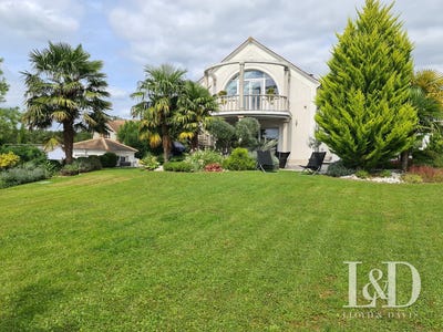 /international/fr/morsang-sur-seine-ile-de-france-310101083069/?lang=id