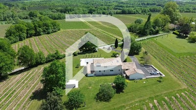 /international/fr/monbazillac-aquitaine-310099195572/
