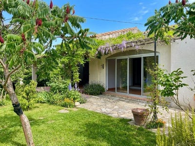 /international/fr/montaren-et-saint-mediers-languedoc-roussillon-310119637136/