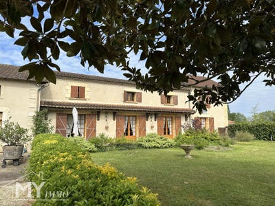 /international/fr/saint-pierre-d-eyraud-aquitaine-310107421322/