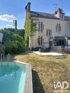 /international/fr/orleans-centre-val-de-loire-310109076833/?lang=id