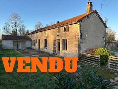 /international/fr/la-ferriere-airoux-charente-120085735623/