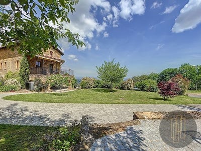 /international/fr/ville-sur-jarnioux-rhone-310108082483/