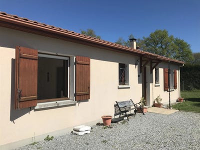 /international/fr/mailhac-sur-benaize-limousin-310107922686/