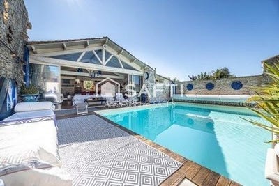 /international/fr/la-creche-charente-310107332431/