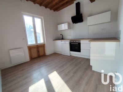 /international/fr/pollestres-languedoc-roussillon-310098470847/