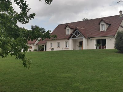 /international/fr/genouilly-centre-val-de-loire-310119358883/