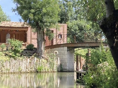 /international/fr/saint-hilaire-la-palud-charente-310108250156/
