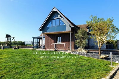 /international/fr/houdan-ile-de-france-310105775213/