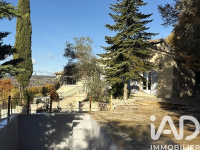 /international/fr/seguret-provence-alpes-cote-d-azur-310104423170/