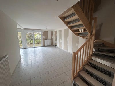 /international/fr/roussy-le-village-lorraine-310105695765/