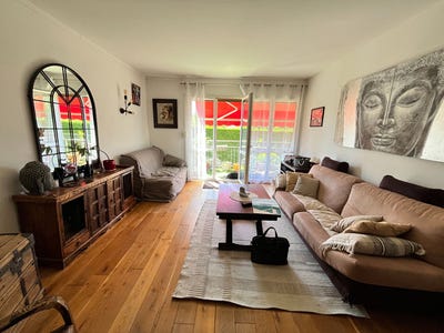 /international/fr/dourdan-ile-de-france-310107702522/