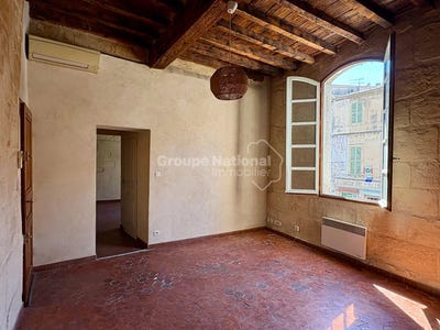 /international/fr/arles-languedoc-roussillon-310106998301/