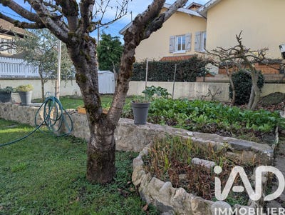 /international/fr/brie-et-angonnes-rhone-310104228714/