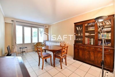 /international/fr/chilly-mazarin-ile-de-france-310109330655/