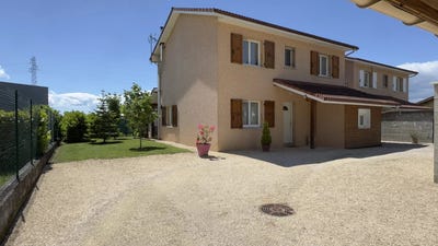 /international/fr/la-cote-saint-andre-rhone-310108406410/?lang=it