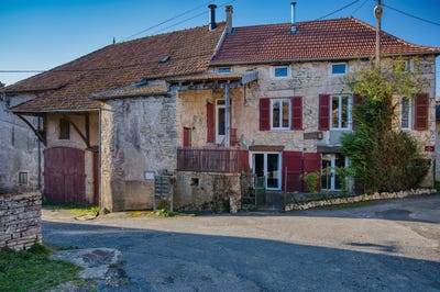 /international/fr/cruzille-burgundy-310106944476/